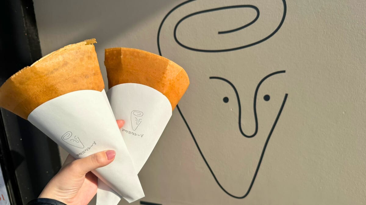 『アツミクレープ』の「ホントノチョコカスタードバナナホイップ」（浜名区小松）