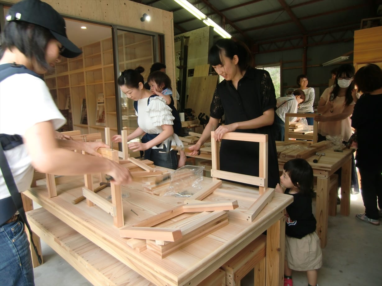 【エネジンのママゼミ】木製ミニテーブル作り＆秋に行きたい引佐・奥山の観光スポット（ママレポーターより）