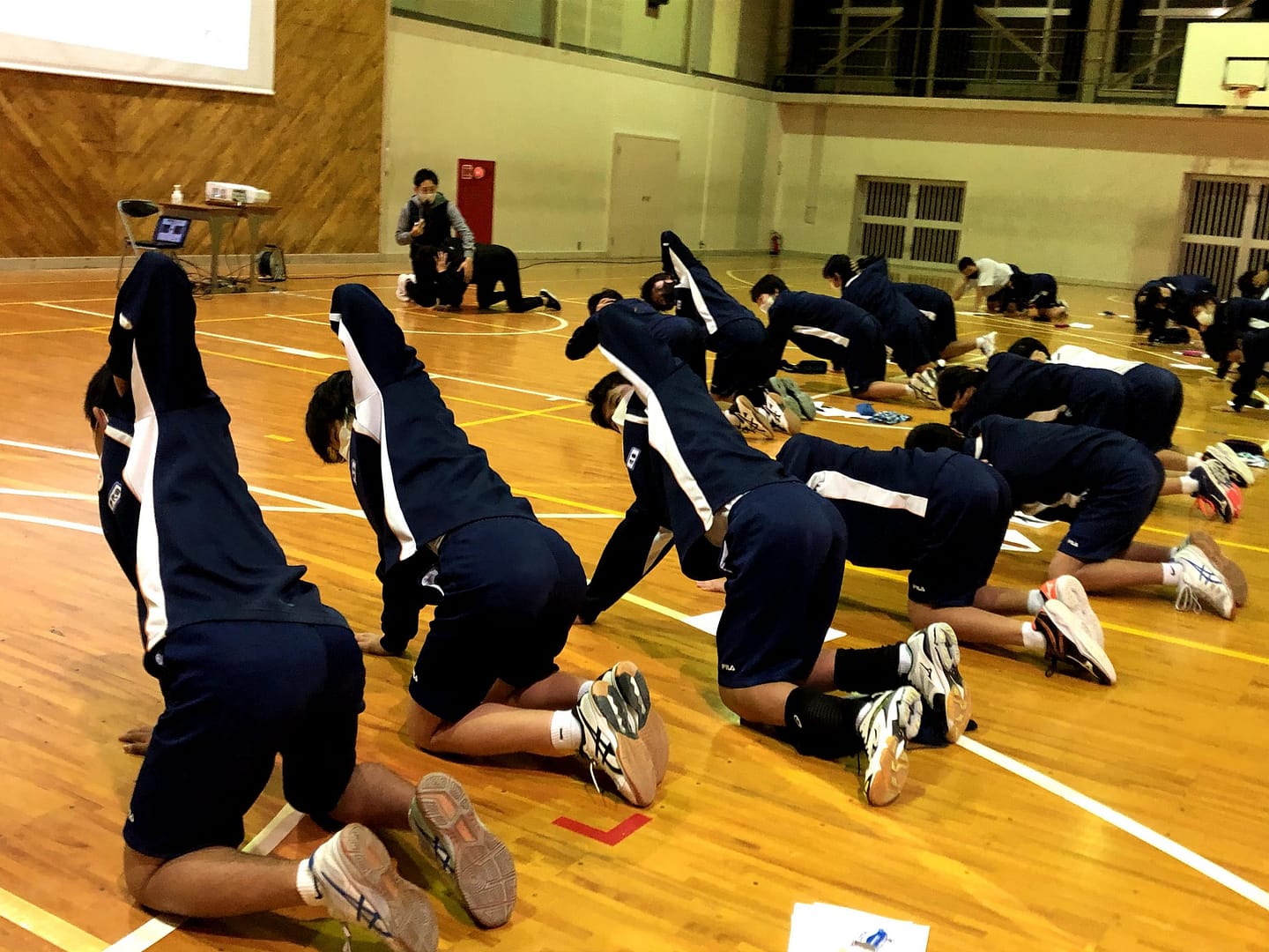 部活動サポート！『ケガ予防のストレッチセミナー』実施しました☆