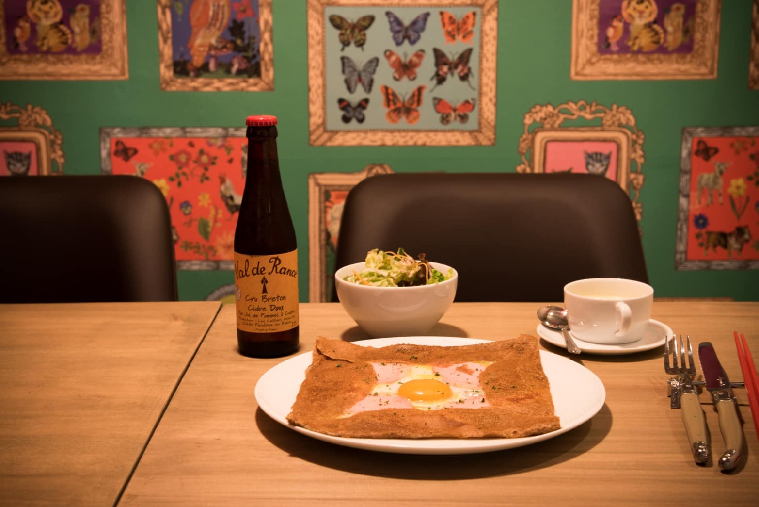 浜松街中でランチ・ディナー・ちょい飲みできる「プティアミ カフェ」