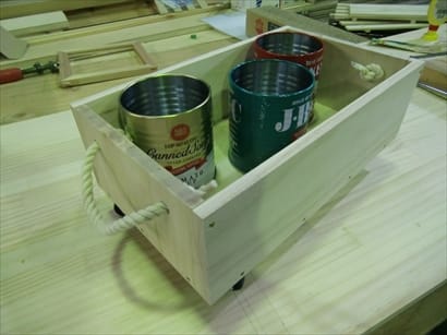 プロの大工さんが写真で丁寧に伝える「キャスター付き小物入れの作り方」