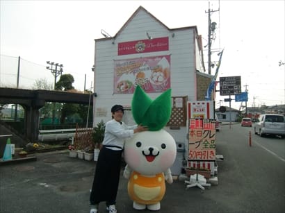 ～エネフィが行く～食の旅！さくらエキス&コラーゲン入りの『さくらクレープ ボヌール』さん【プレゼントあり！】