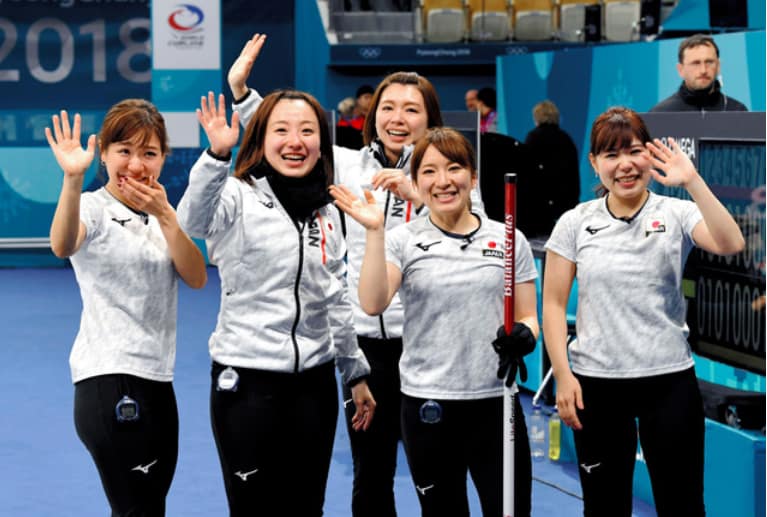 今年の流行語大賞は「そだねー」！！他にも「半端ないって」や「スーパーボランティア」など…歴代はどんなものがあった？！