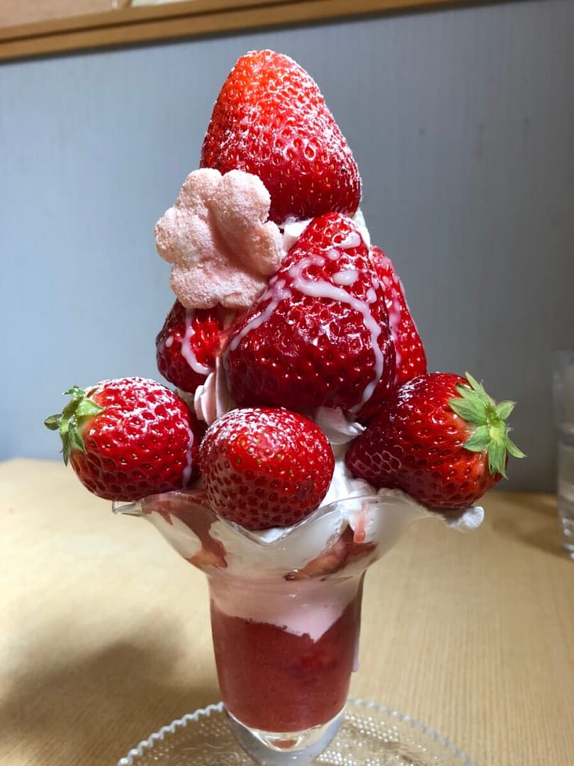 いちごカフェ？居酒屋？ハイブリット店の出すいちごが今熱い！