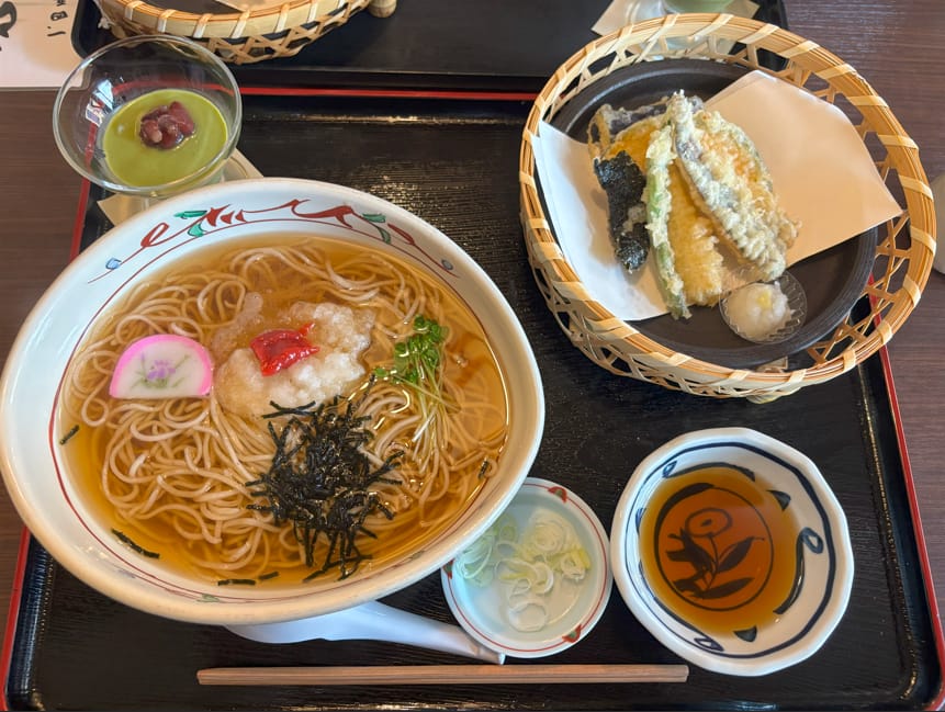 「天竜そば 一心庵」さんの『季節天ぷら膳』（高林）